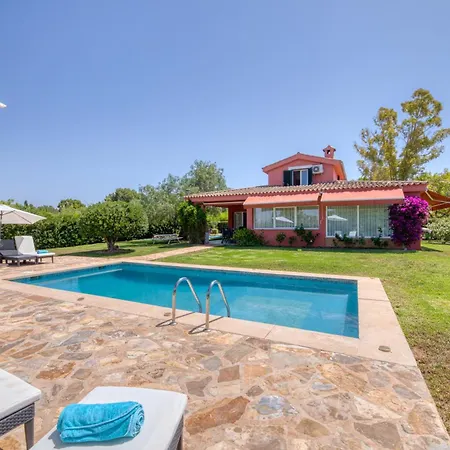 Kentia Mallorca, Charming And Stylish Close To Nyaraló