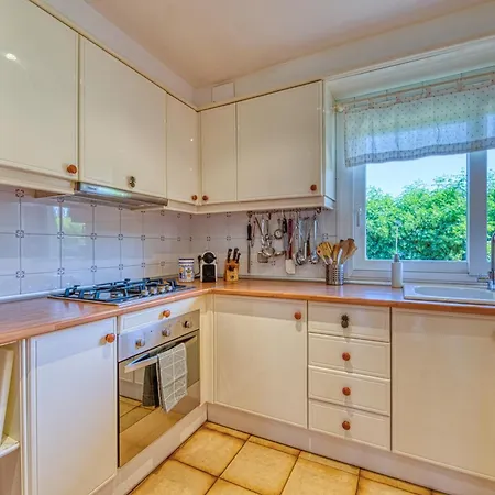 Kentia Mallorca, Charming And Stylish Close To