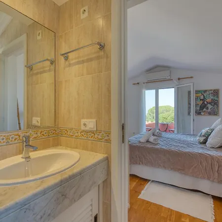 Kentia Mallorca, Charming And Stylish Close To Nyaraló Palma